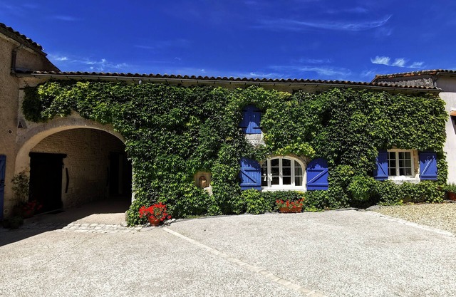 L'Ancienne Distillerie - Martell. Luxury gite , only 10 mins from Cognac