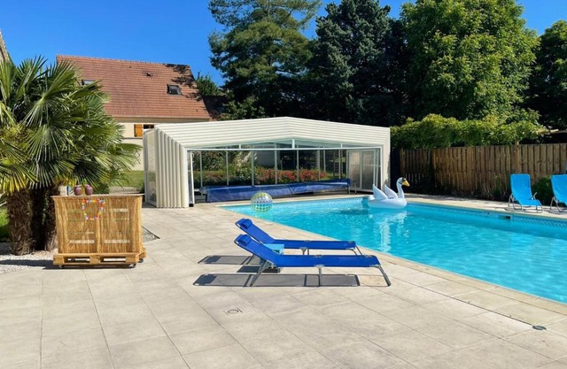 L'Annexe- guest house avec piscine studio avec coin chambre