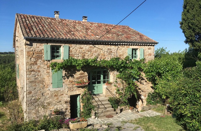 L'Arbousier Authentic farmhouse private pool on 1.2 ha of terraced garden 4stars