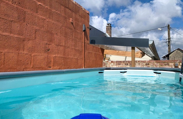 L'Arrestoise : swimming pool, terraces, land 1000m2