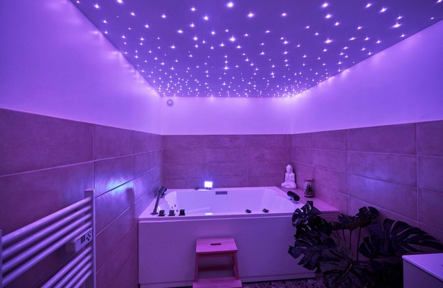 L'Eden d'Aphrodite, Grenoble's oldest and highest-rated Love Room