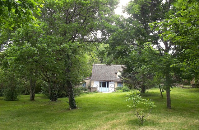 "la Bergerie" self-catering cottage in the Lot tradition