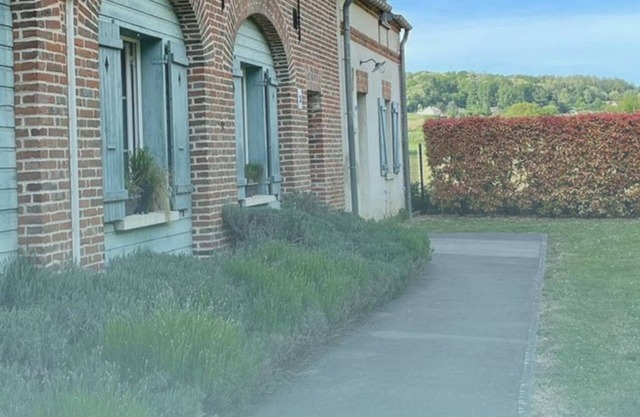 La Briqueterie, sweet apartment in the countryside near Compiègne