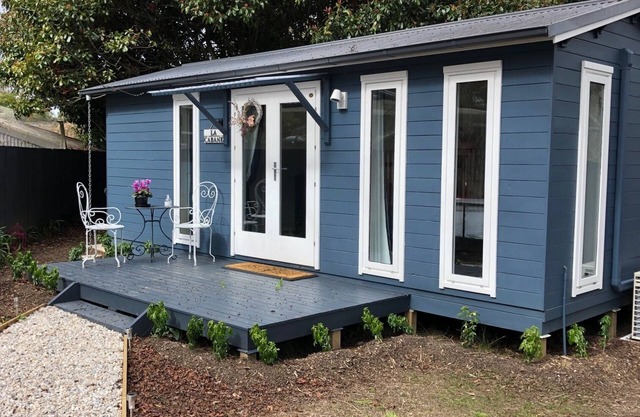 La Cabane in the Southern Highlands for a relaxing getaway.
