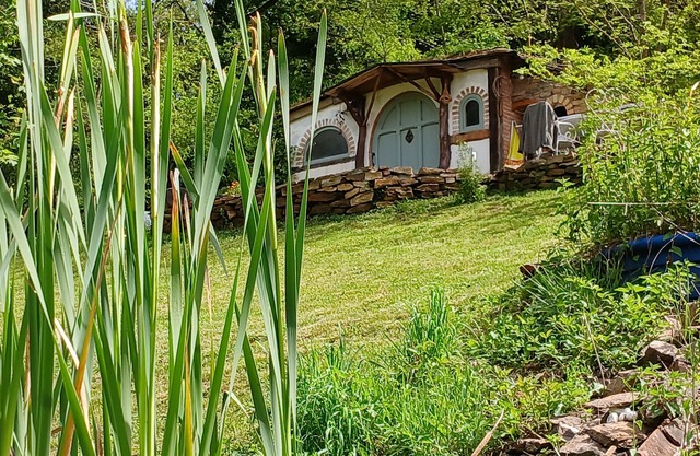 La Comté "Where the frogs sing