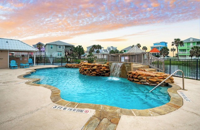 La Concha Blvd #31 -