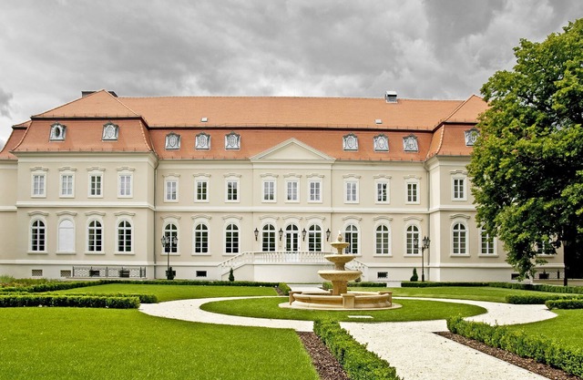 La Contessa Castle Hotel