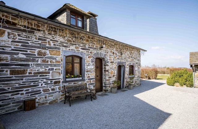 La Fagne Fleurie Les Myrtilles en Les Camomilles