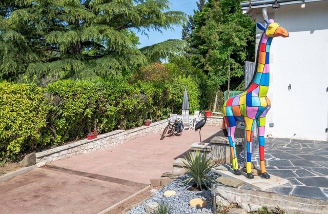 LA Girage DE BEL AIR