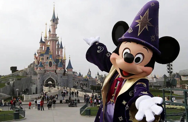 *La Kreolita* near Paris/Disneyland Paris