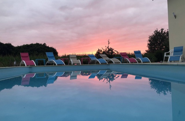 LA MAISON BLEUE FAMILIALE: a peaceful place to recharge your batteries, and for children too