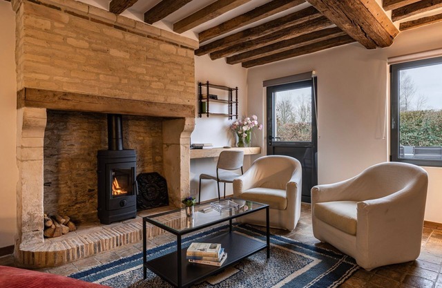 La Maison Cornière - Three Bedroom House, Sleeps 6