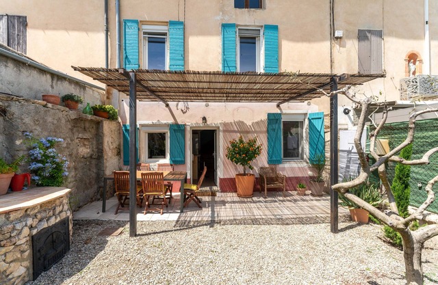 La maison d'à côté, charming town house near Mont Ventoux
