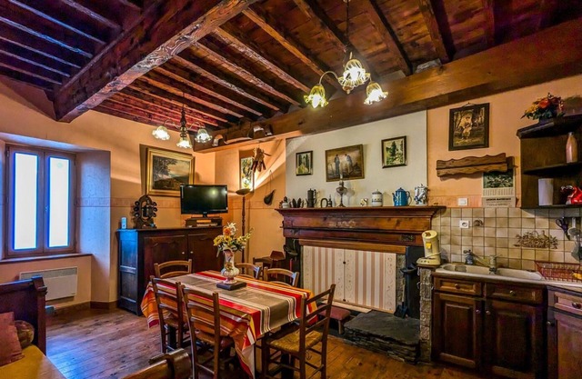 La Maison de Zoé - CAZARILH-LASPENES
