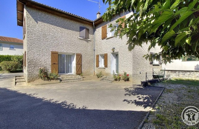La Maison de Péroline - SAINT-GENIS-LAVAL