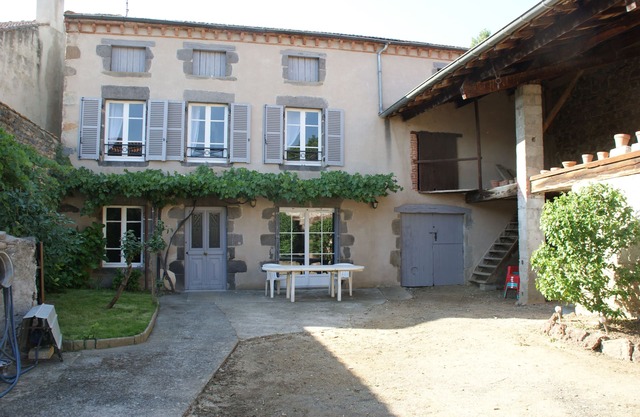La maison de René Gîte cœur d'Auvergne