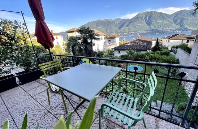la meta appartamento vista lago con parcheggio