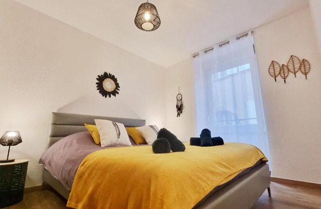 La Plume de Jais - Famille ou travail- Fibre - Confortable