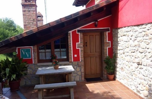 La Pumarada house for 3 people