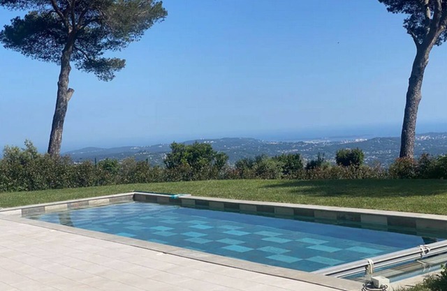 La Roche dor Appartement Avec Piscine vue sur mer