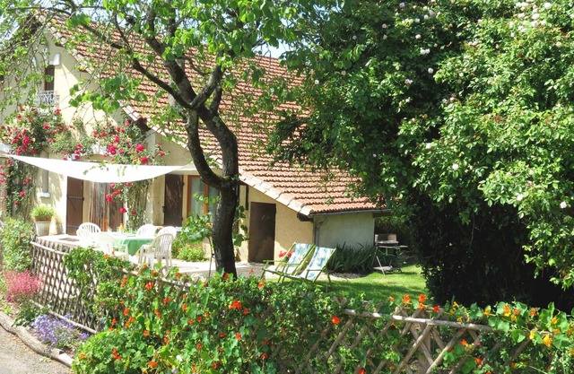 LA ROSERAIE house for 7 people, Ferme de Paufy - Dordogne