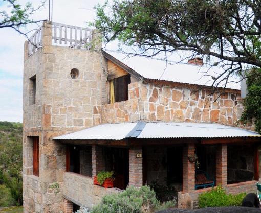 LA TOMA Complejo de Montaña - Cabañas y Habitaciones en Hosteria