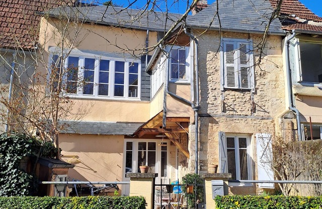 La Verrière, Charmante Maison de Bourg en Pierre