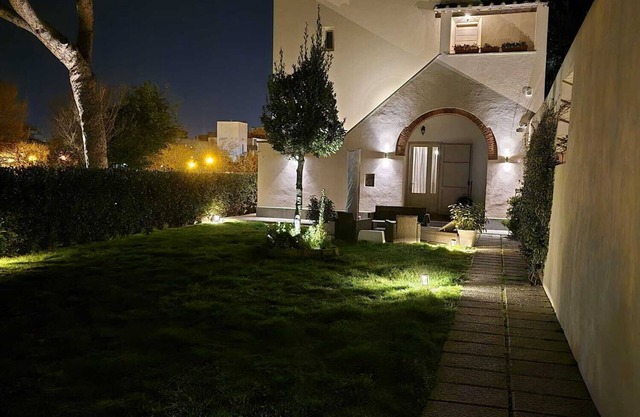 La Villa Apartments Tinaia- 8 beds- Private parking included with room