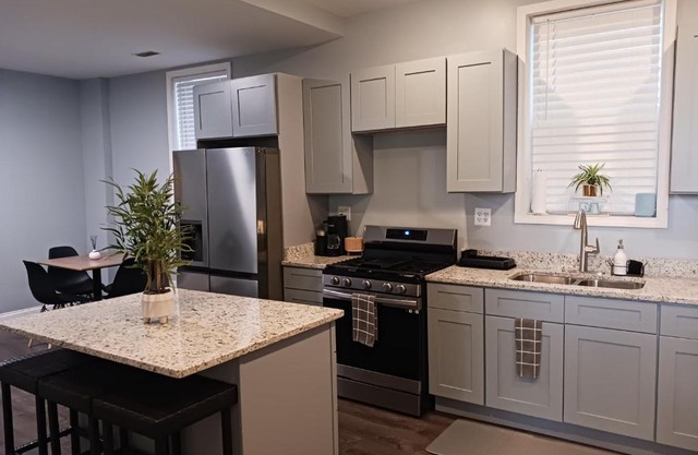 La Villita - Gateway to Chicago