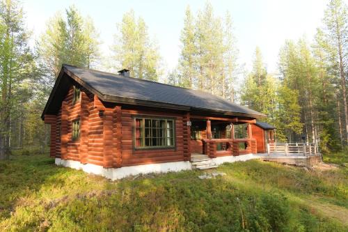Laavu 15 Orginal Log Cabin with Sauna