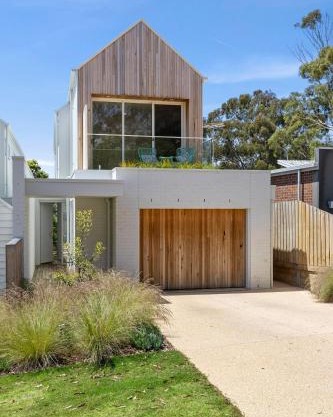Laguna Beach House Ocean Grove-pets welcome
