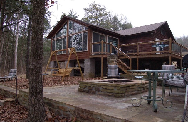 Lake Dardanelle Cabin on Dublin Bay