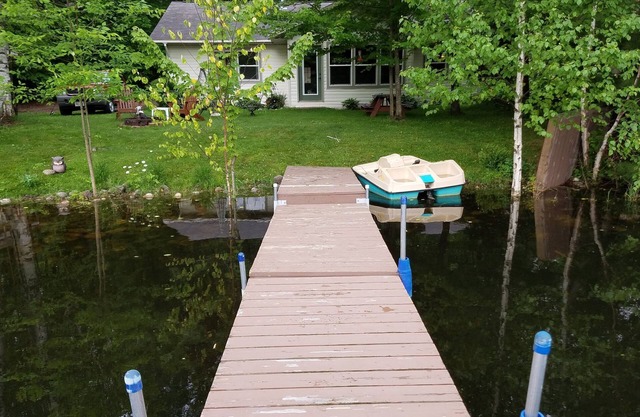 Lake House Located in a Peaceful Quiet Bay on Long Lake