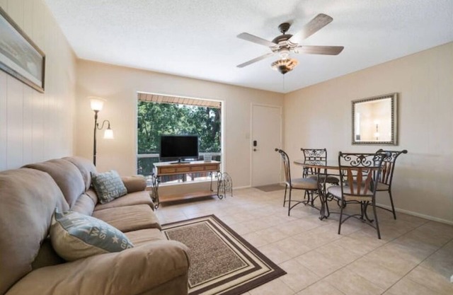 Lake LBJ Lakefront Condo Getaway