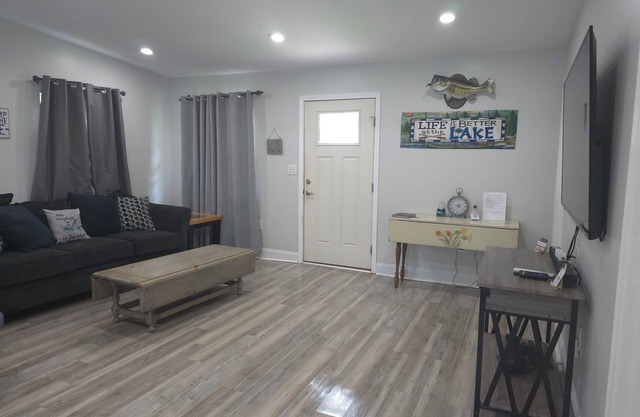 Lake Life is Better at Angler's Retreat at Lakes Russell and Strom Thurmond!