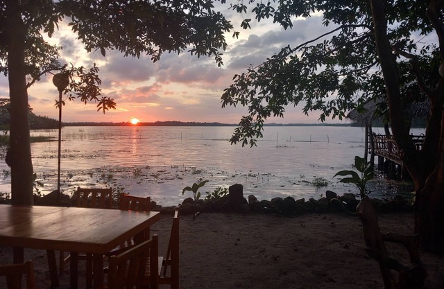 Lake Resort Bolgoda