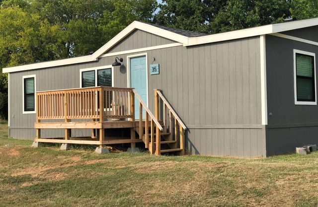 Lake Texoma Vacation Home Dockside Cabin