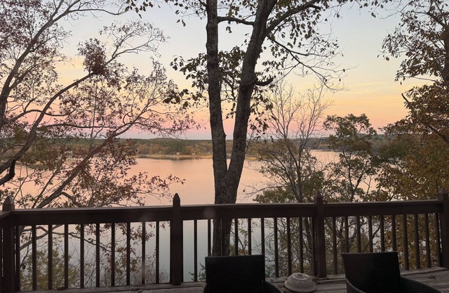 Lakebound and Down! Beautiful waterfront home on Smith Lake