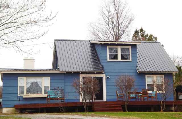 Lakefront 3 bedroom House- now booking for the 2025 and 2026 seasons