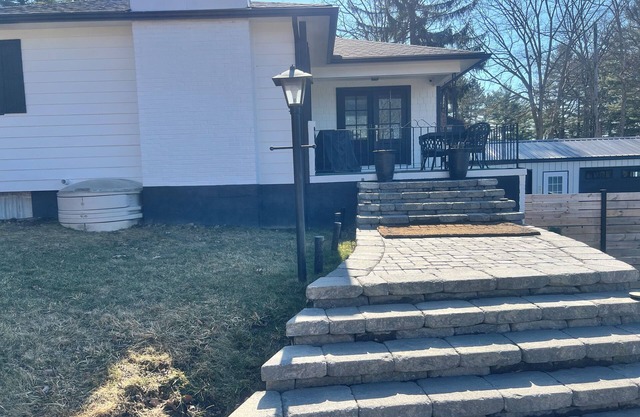Lakefront home in quiet cove in Deep Creek Lake, MD
