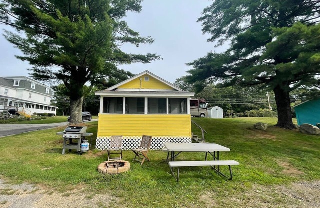 Lakefront Yellow Cottage