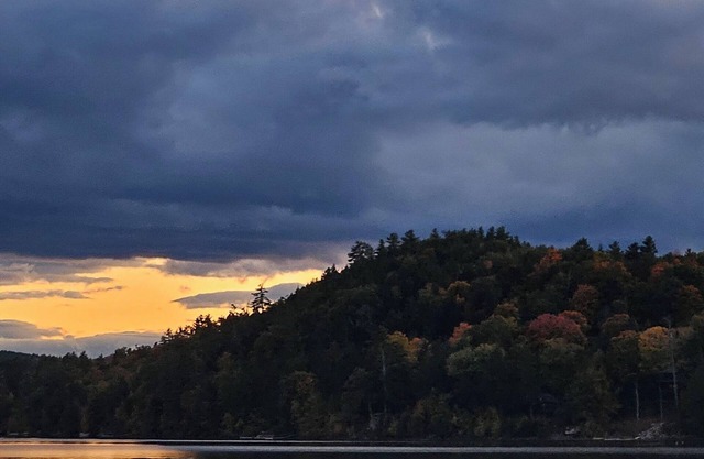 Lakeside Retreat at Schroon LakenSpacious home with direct lakeside access