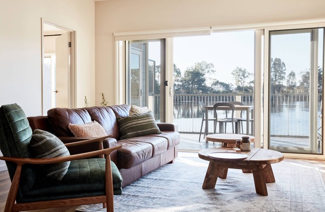Lakeside Villas at Crittenden