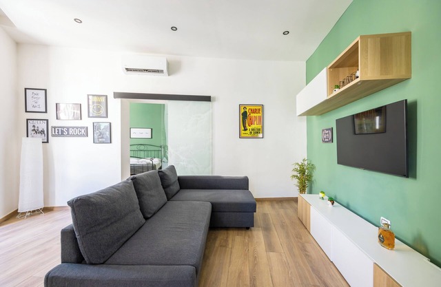 Lammatari Fancy Flat by Napoliapartments