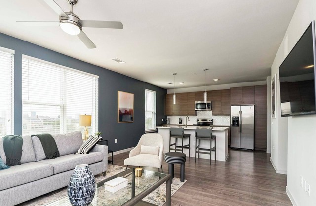 Landing | Amazing 2BD, Clubhouse, Gym