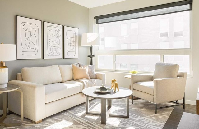 Landing at Aqua On The Levee - 1 Bedroom in Downtown Newport