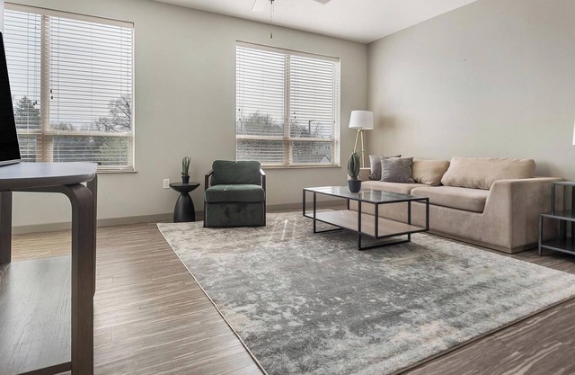 Landing at Cortona at Forest Park - 1 Bedroom i.