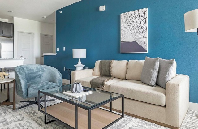Landing | Beautiful 1BD, Pool, Gym