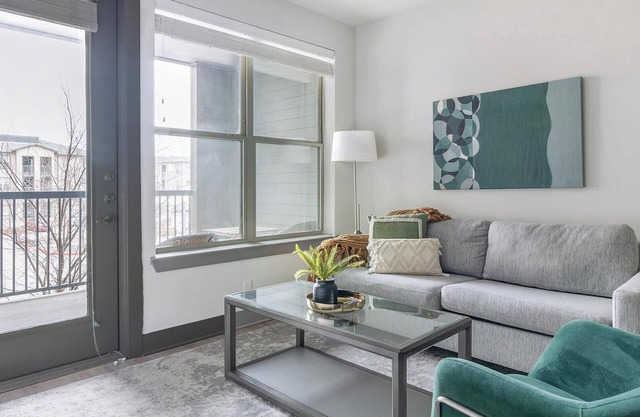 Landing | Chic 1BD, Gym, Clubhouse