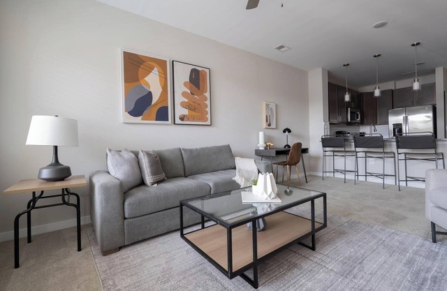 Landing | Incredible 1BD, Pool, Gym